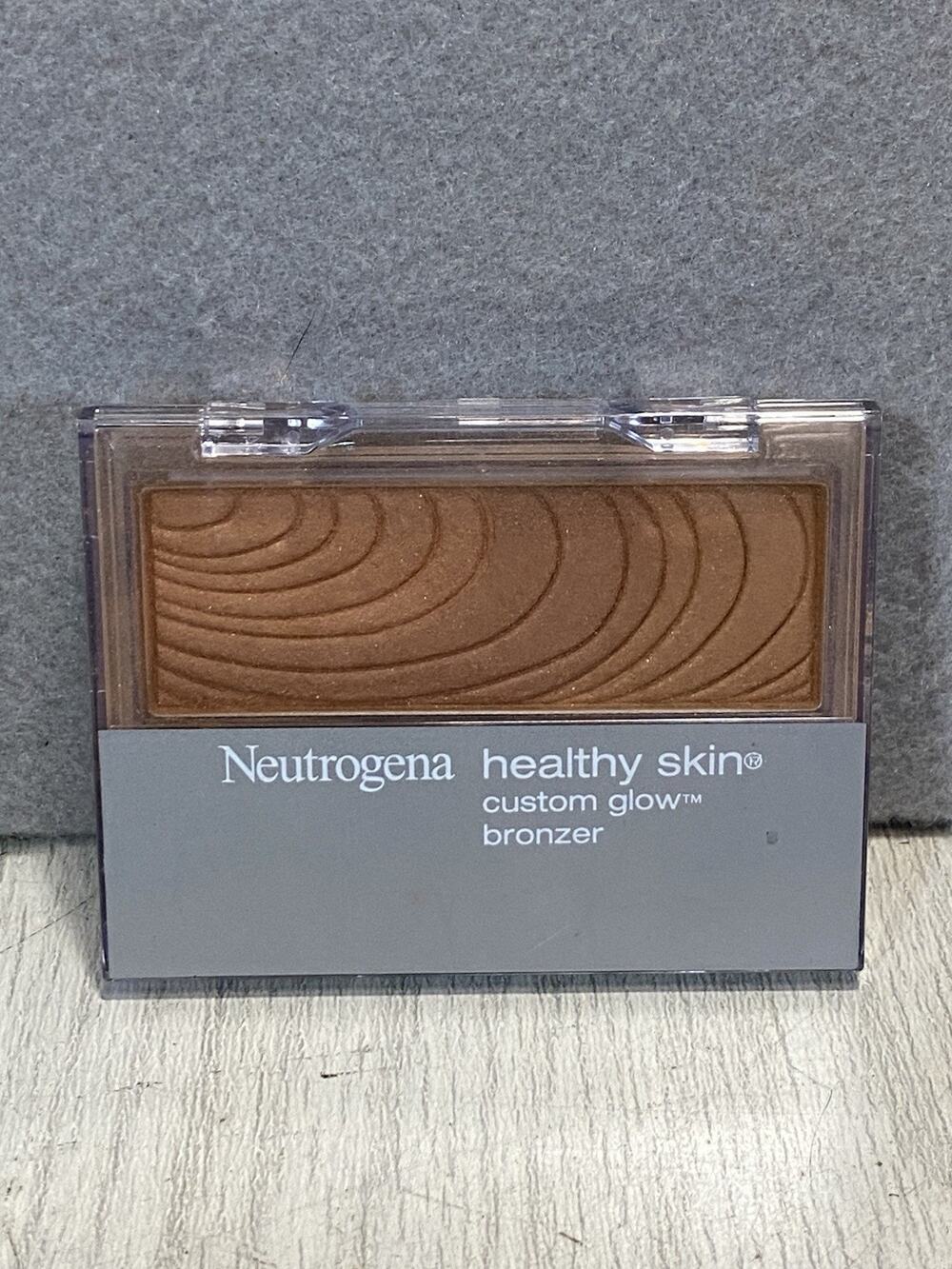 Neutrogena Healthy Skin Custom Glow Bronzer, # 70 Sunrise Glow